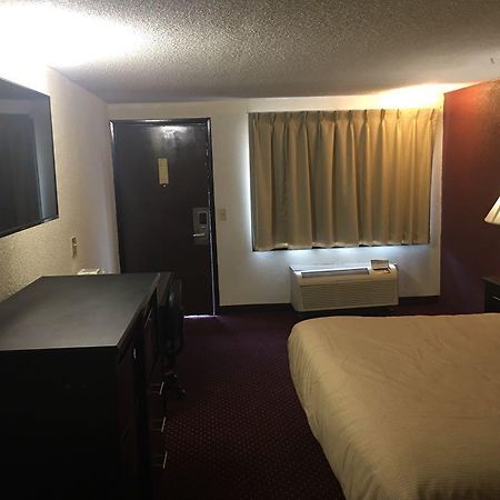 Super 9 Motel Troy Экстерьер фото