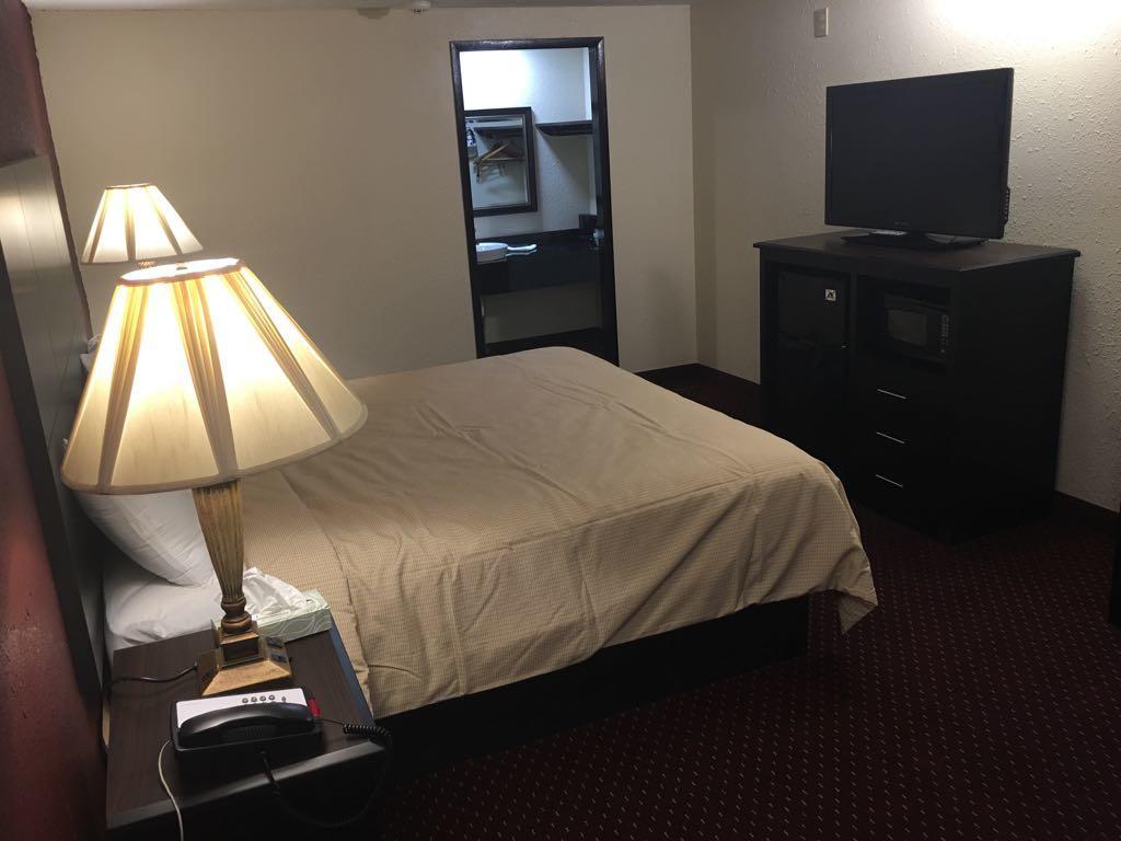 Super 9 Motel Troy Экстерьер фото