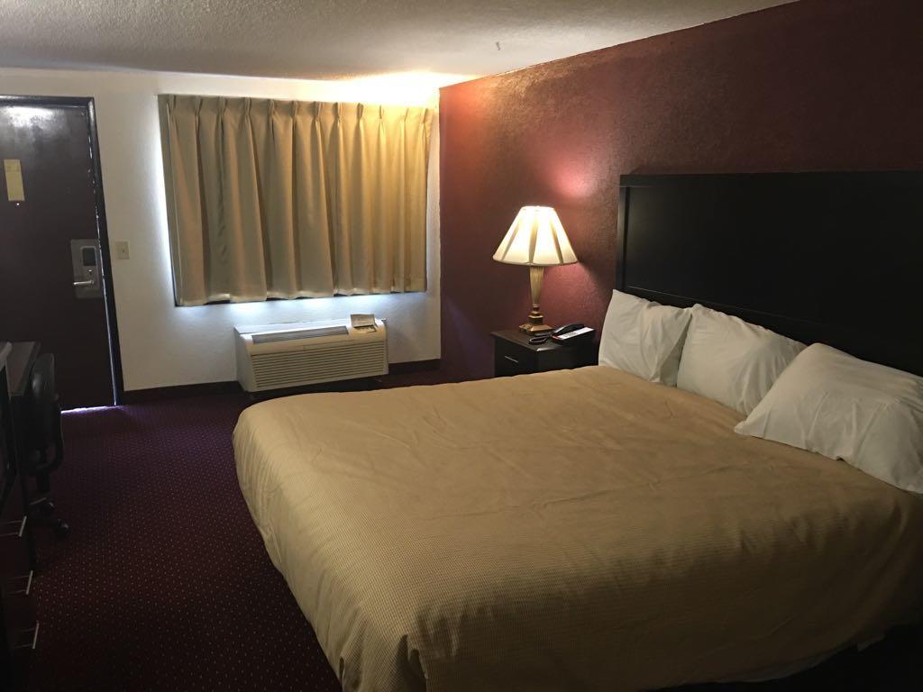 Super 9 Motel Troy Экстерьер фото